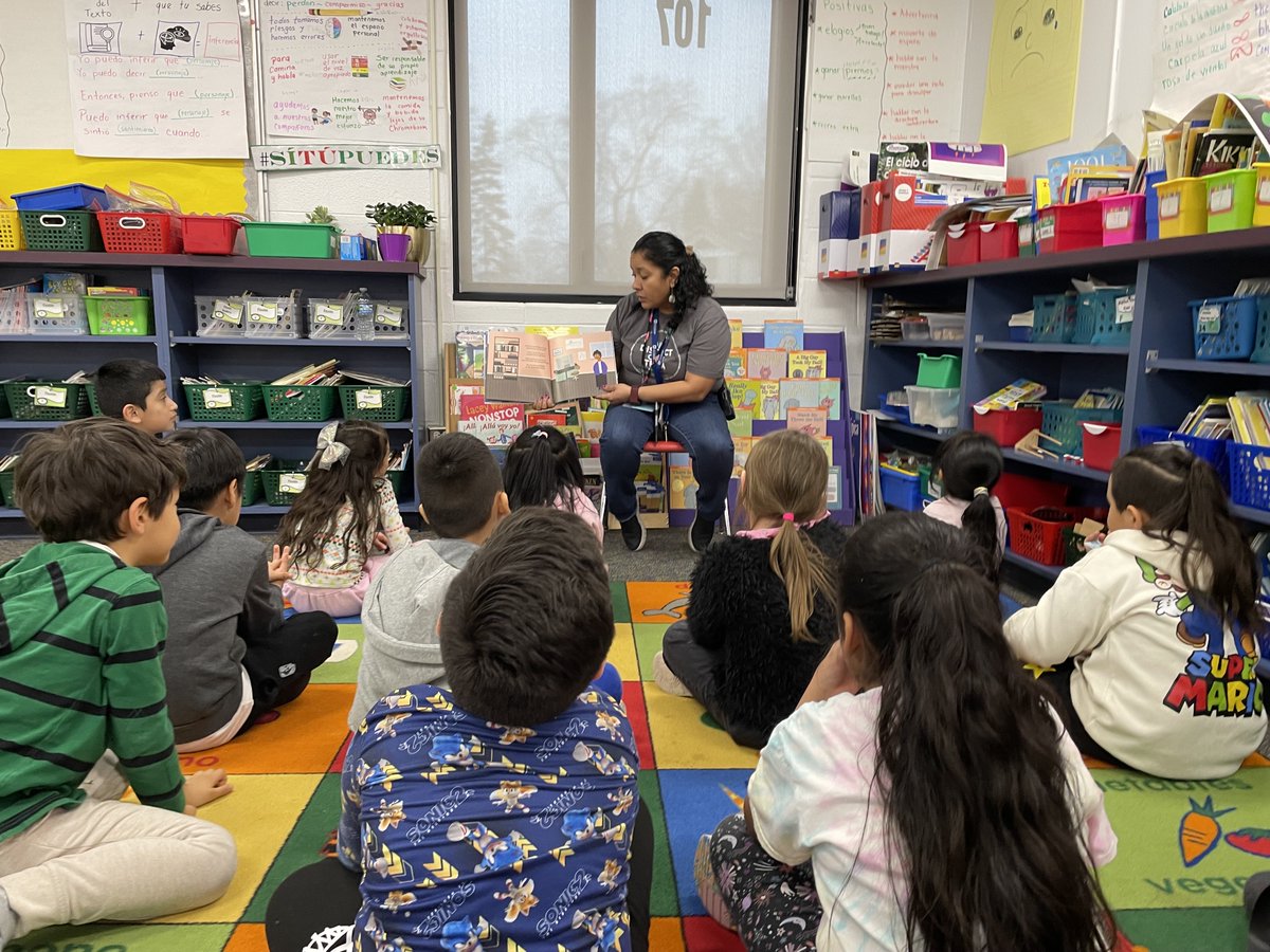 Evelia Sotelo (@soteloev) on Twitter photo Celebrating Read Across America! Thank you, <a href="/GriseldaTapia/">Griselda Tapia-Gonc</a> for visiting our classroom and reading aloud the inspiring story of Raye Montague.📚 Si estudiamos con dedicación y nos mantenemos enfocados, ¡Oh, cuán lejos llegarás!💫🌟 Celebrating Read Across America! Thank you, <a href="/GriseldaTapia/">Griselda Tapia-Gonc</a> for visiting our classroom and reading aloud the inspiring story of Raye Montague.📚 Si estudiamos con dedicación y nos mantenemos enfocados, ¡Oh, cuán lejos llegarás!💫🌟