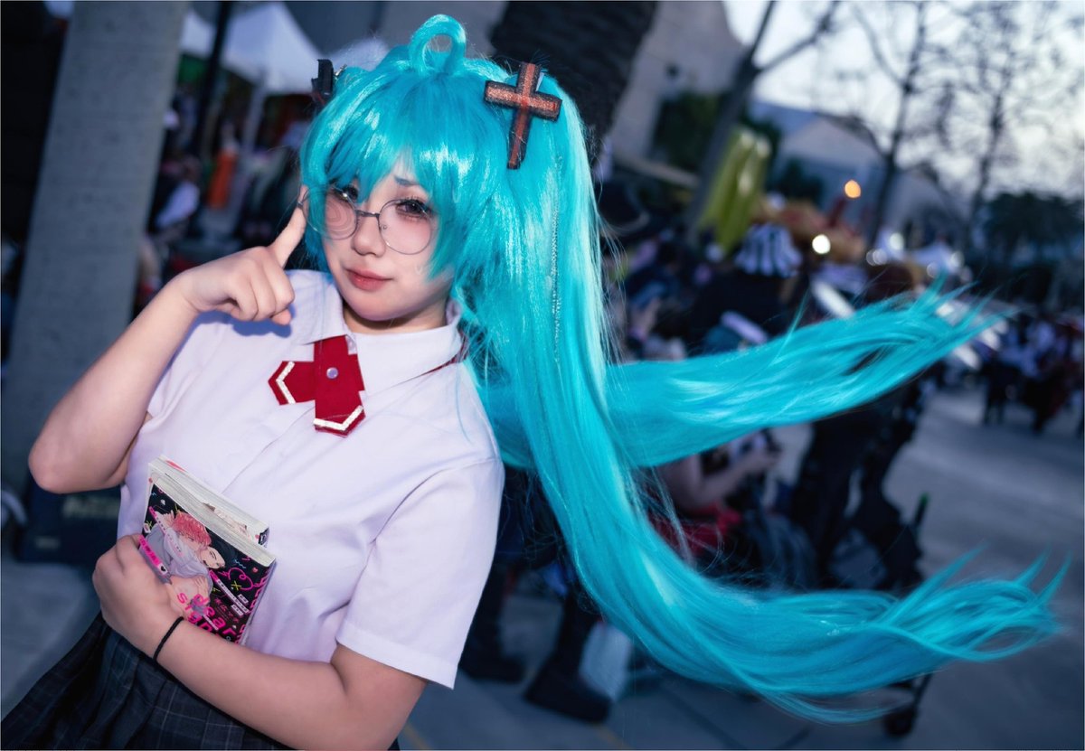 cirruns's tweet photo. I'm.. I'm.. i'm...!!!!!

A rotten.. girl?!

@SAWTOWNE #confessionsofarottengirl #hatsunemiku #cosplay https://t.co/DxPULZWaUE