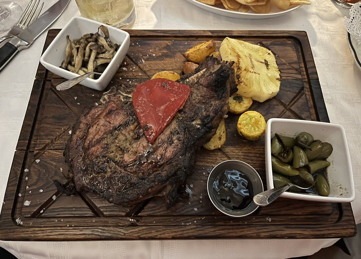 StrangestDesign's tweet image. Annual work outing at NJ devils tonight. Dinner @ Fornos in Ironbound Newark. IYKYK