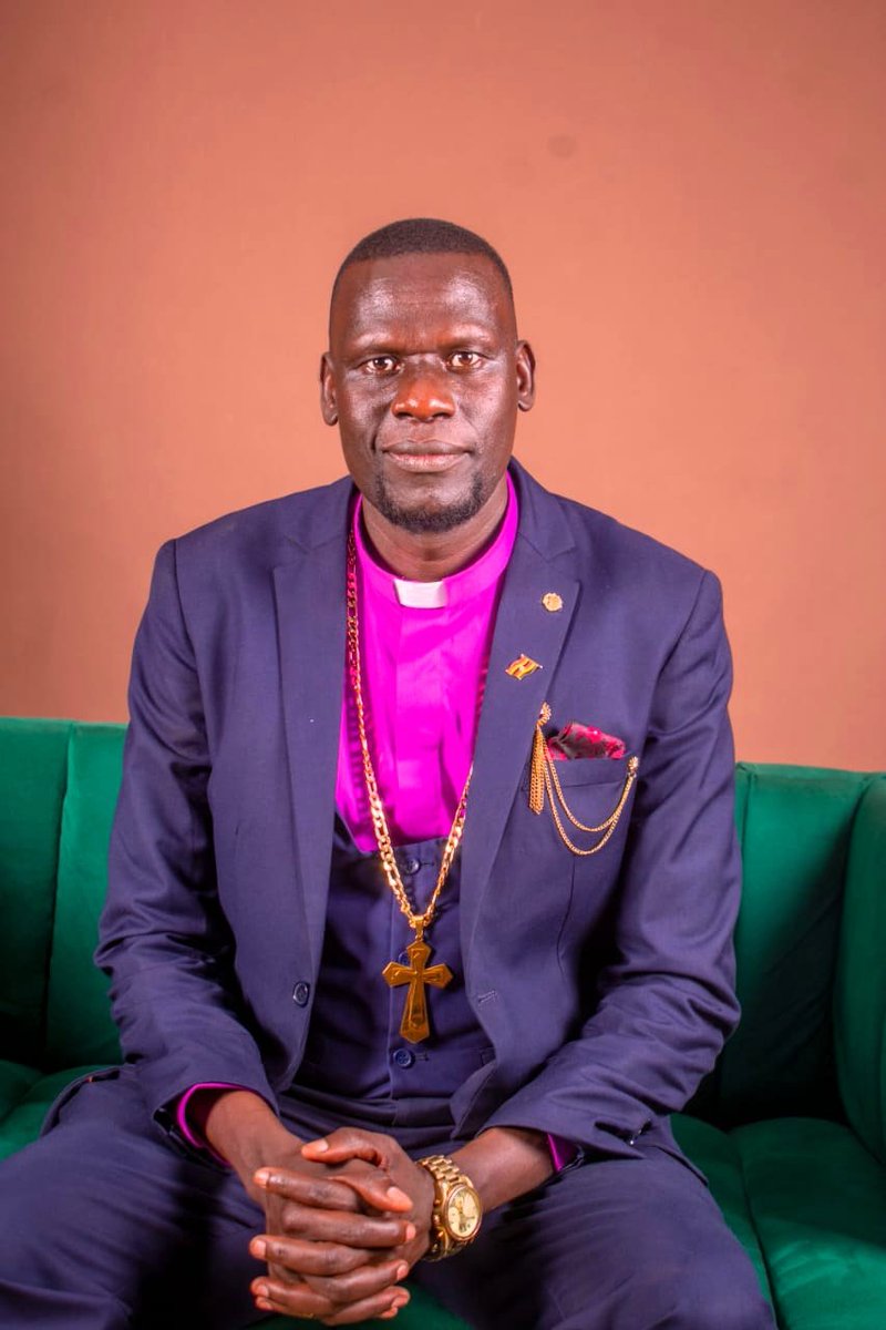 MatthewOkello1's tweet photo. Kenya Consecration and Commissioning service https://t.co/CDkfjWcxXr