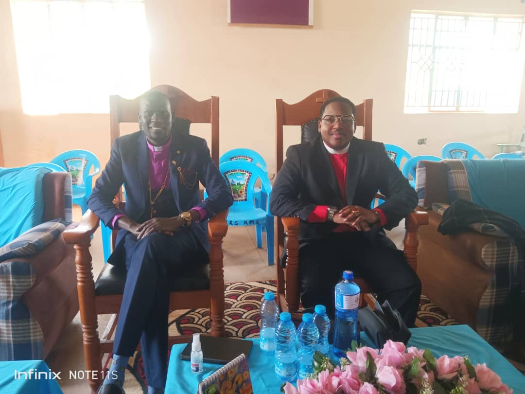 MatthewOkello1's tweet photo. Kenya Consecration and Commissioning service https://t.co/CDkfjWcxXr