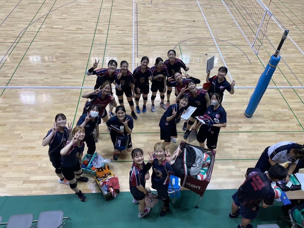 guvc2016's tweet photo. 春から群大生の皆さん
合格おめでとうございます🌸🌸🌸

群大医学部女子バレー部では、プレイヤー（医学科）、マネージャー（医学科・保健学科）を大、大、大募集中です！！🥳
初心者、経験者ともに大歓迎です！

見学や体験に是非お越しください！
お待ちしております☺️

#春から群大 
#春から群大医 https://t.co/3QVYPBuZV0