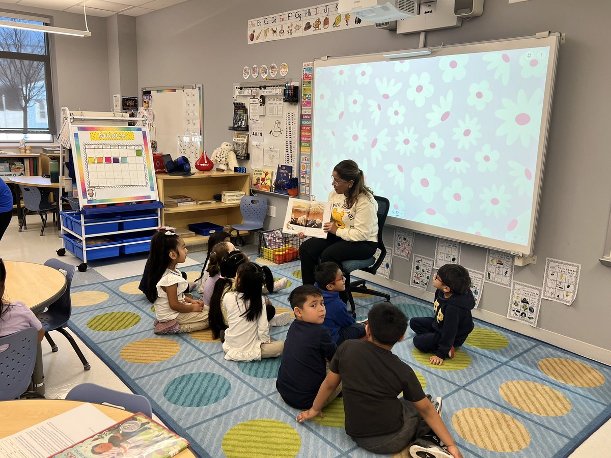 Blanquita B. Valenti Community School (@nbps_bbv) on Twitter photo WOW!!! Such an amazing day in celebration of reading @ BBV today!!! We are so very thankful to all of our guests and readers who took time out of their day to spend with us and to our committee and staff who made this day an awesome one!!! #bbvsoars 📕 📖 ❤️😊 <a href="/nbpschools/">New Brunswick Public Schools</a> #RAA WOW!!! Such an amazing day in celebration of reading @ BBV today!!! We are so very thankful to all of our guests and readers who took time out of their day to spend with us and to our committee and staff who made this day an awesome one!!! #bbvsoars 📕 📖 ❤️😊 <a href="/nbpschools/">New Brunswick Public Schools</a> #RAA