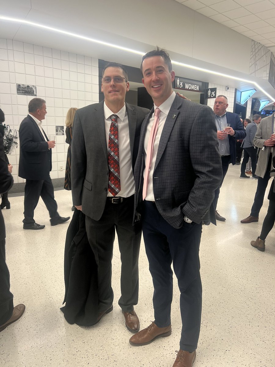 Danny Urban tweet media