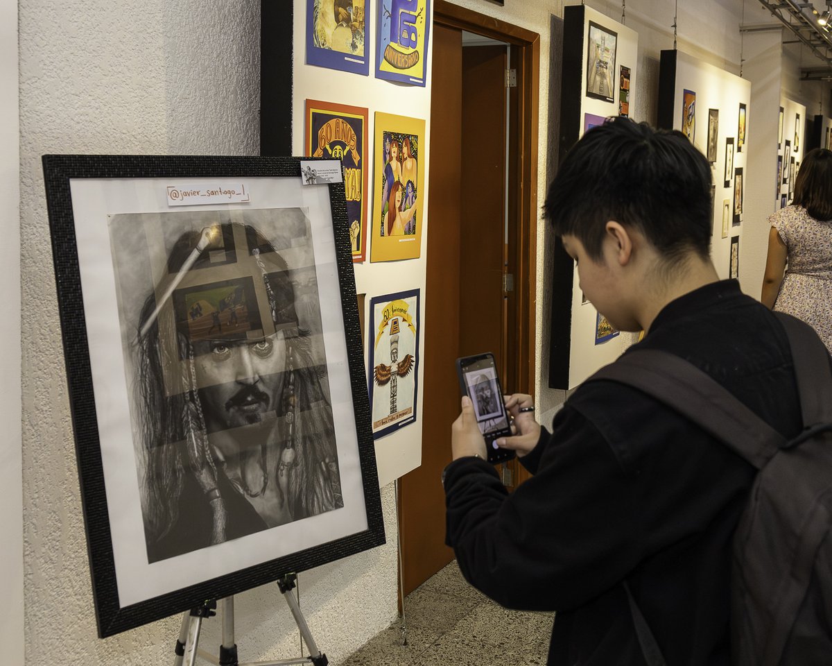 enp_unam's tweet photo. #NotiPrepas 🖼️
Se llevó a cabo la inauguración de la exposición “Jóvenes hacia el arte” en #Prepa9, donde estudiantes expusieron sus obras artísticas y fotográficas. https://t.co/7ObEREoZYC