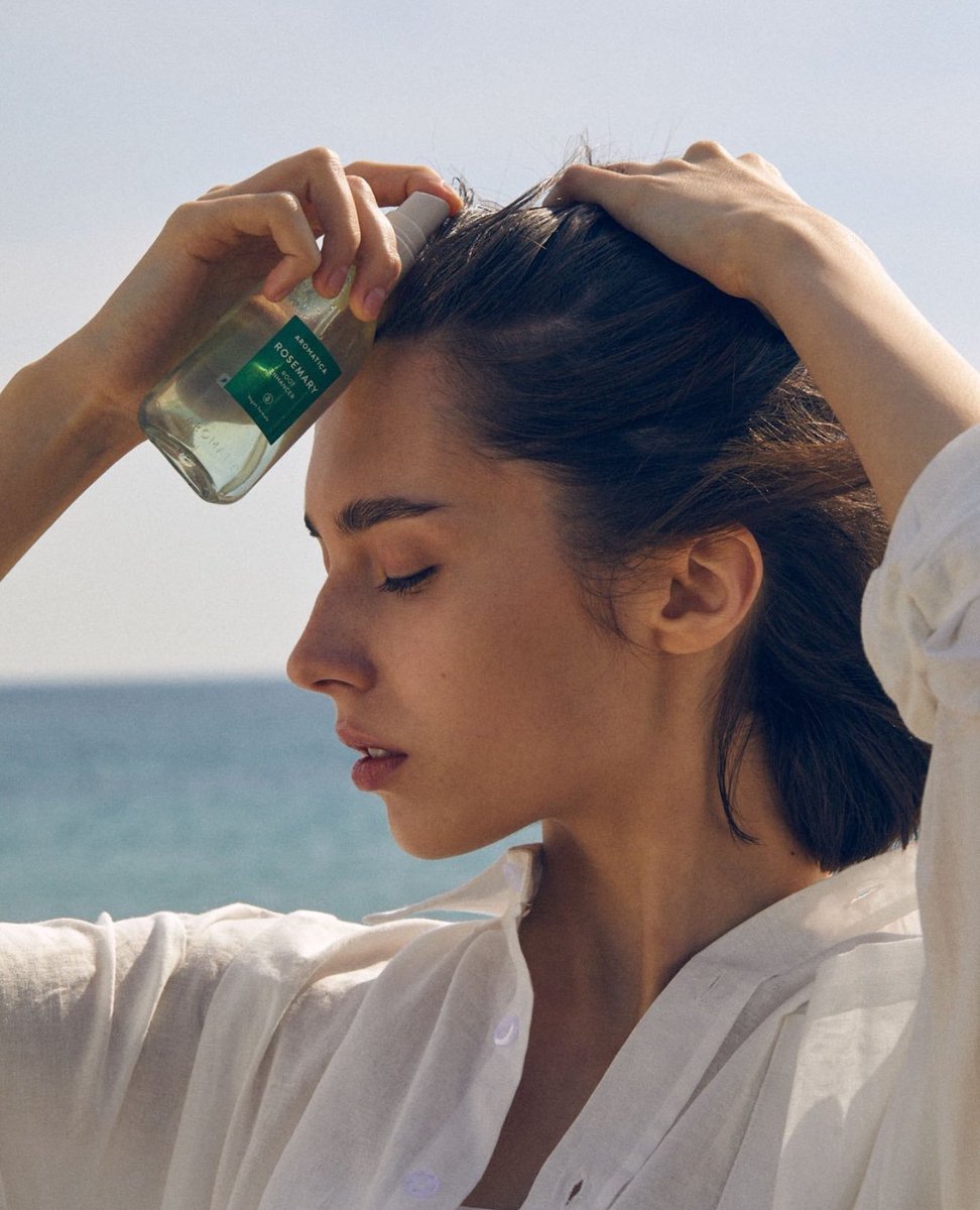 jeffbstore's tweet photo. 〰️Preorder〰️
🍃Aromatica Rosemary Root Enhancer 100ml. 🍃 ช่วยกระตุ้นหนังศรีษะ  ดูดซับความมัน ลดการหลุดร่วงของเส้นผม กระตุ้นการไหลเวียนโลหิต💦

✖️Price : 270฿✖️

📌จ่ายตอนของมา แต่ห้ามเทน้า
📍รับจำนวนจำกัด
(รอของ6-8week) #jeffbpre

📎กรอกฟอร์ม>>https://t.co/9bp2hyMpad https://t.co/7ujkSH6QPi