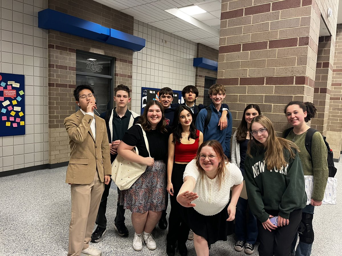 LFSHS4N6andDB8's tweet image. ONW Friday Results:
LD:
Lena Hasiuk 🥉 — 4-0
Kaitlynn Sedich 6th — 3-1
Carter Fite HM — 3-1

Novice Congress House 2:
Allen Shao — 🥉

Varsity Congress House 2:
Anwen Williams — 🥇