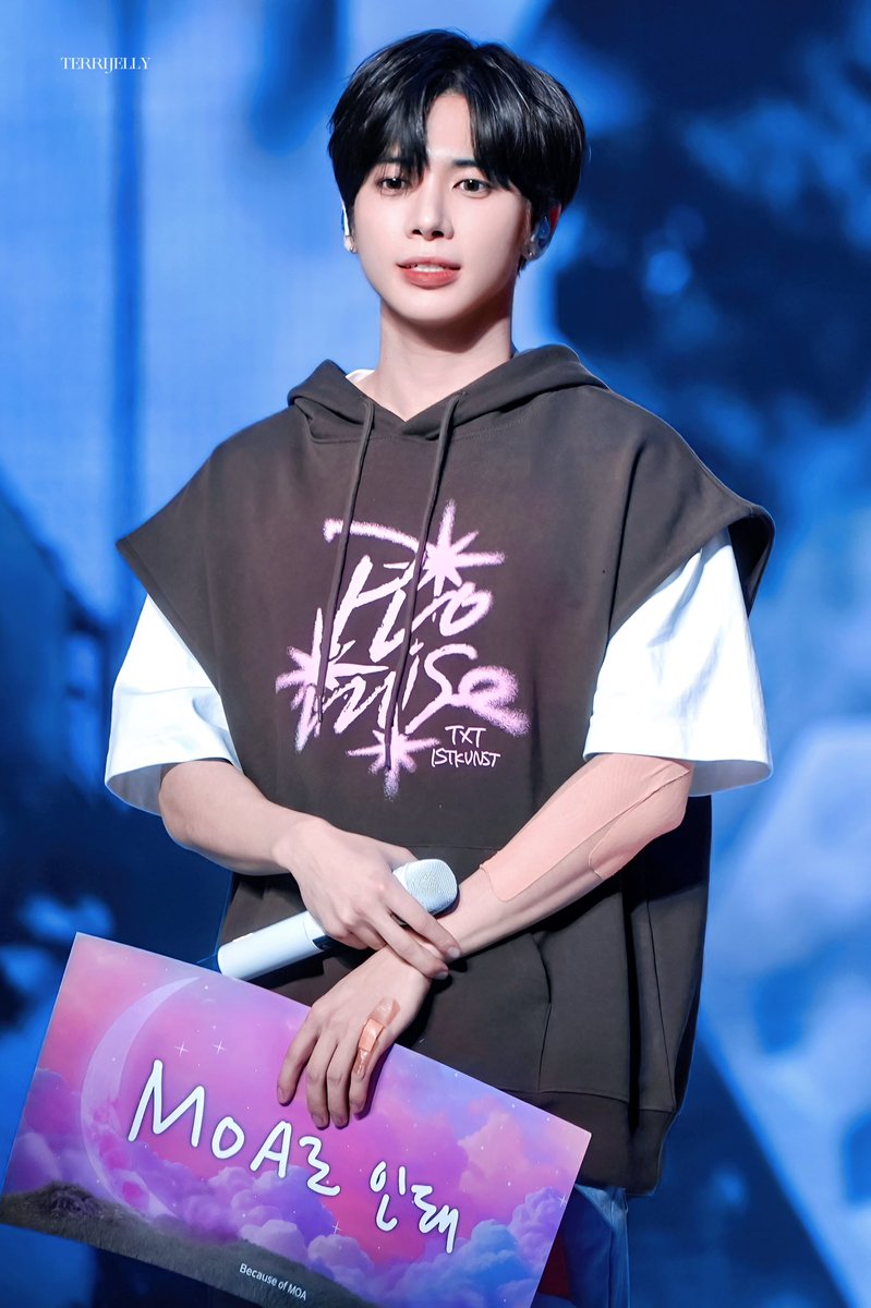 TerryJelly_0205's tweet photo. 250307

#태현 #TAEHYUN #テヒョン
#투모로우바이투게더
#TXT #TOMORROW_X_TOGETHER https://t.co/oZ4kb5WR3J