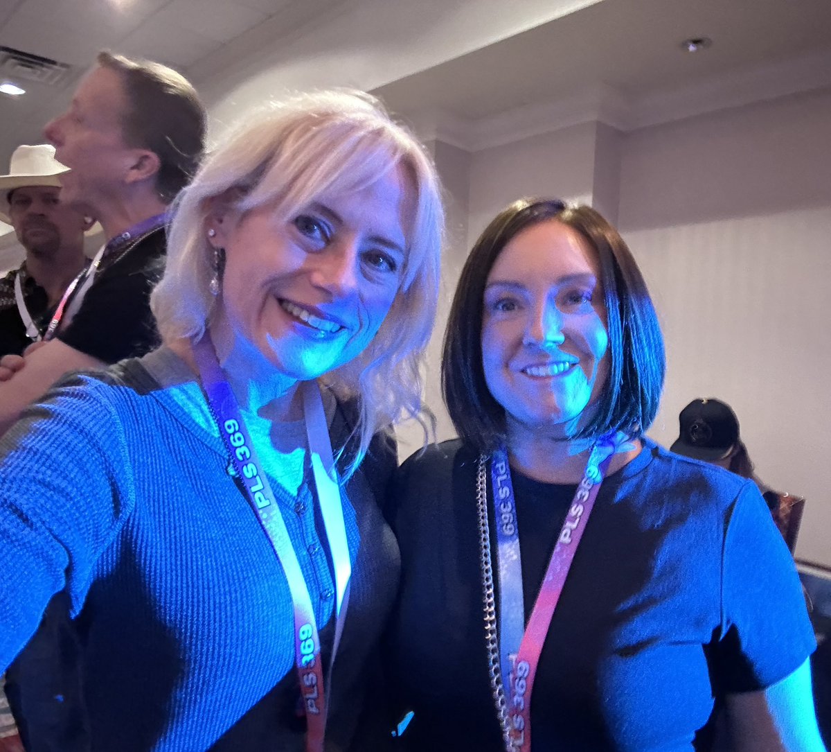 ivamichele's tweet photo. Queens of PulseChain! #PulseChainTour https://t.co/uTAPa6aVtC