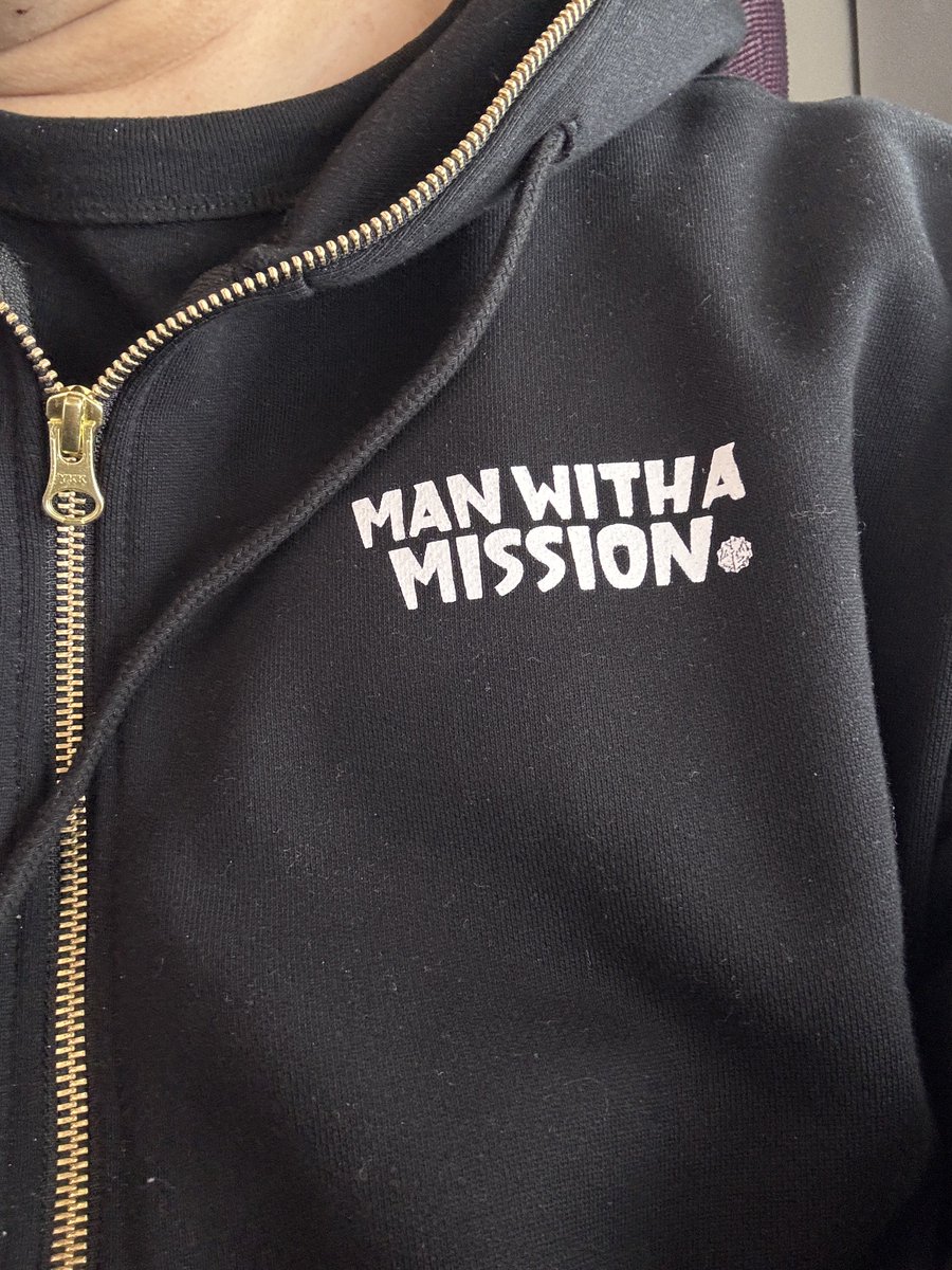 nataku2006's tweet photo. 正装にてきたえーるに向かいますっ🐺
#MANWITH https://t.co/pAX0tpy8sh