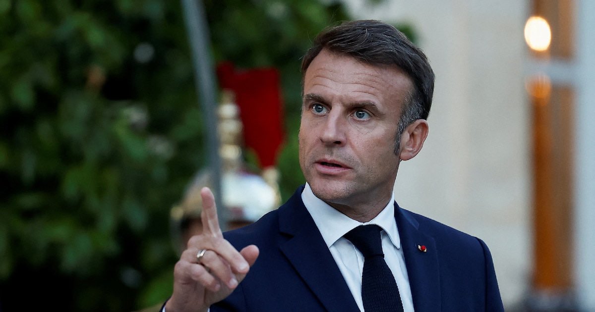 CitizenStream_M's tweet photo. 🇫🇷🇵🇸 INFO • Dans une lettre adressée à Emmanuel Macron, l’Association des juristes français pour le respect du droit international (Jurdi) déclare : « Nous sommes contraints, ce jour, d’adresser à l’État français une mise en demeure lui demandant de préciser les mesures concrètes prises depuis le 26 janvier 2024 pour remplir son obligation de prévenir le crime de génocide commis par l’État d’Israël dans la bande de Gaza. »