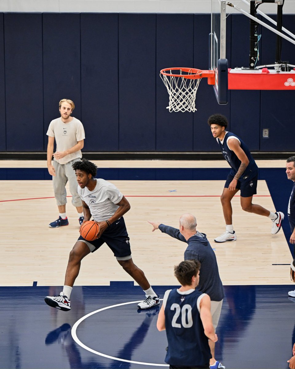 UConn's tweet photo. 24 hours at UConn: 2pm
In their mirrored practice facilities, UConn Women's and Men's basketball teams run practices that many consider harder than games.
What happens during the other 23 hours in Storrs? Find out in the latest edition of #UConnMag: https://t.co/cBhewGpKDP https://t.co/Z7ago6DewC
