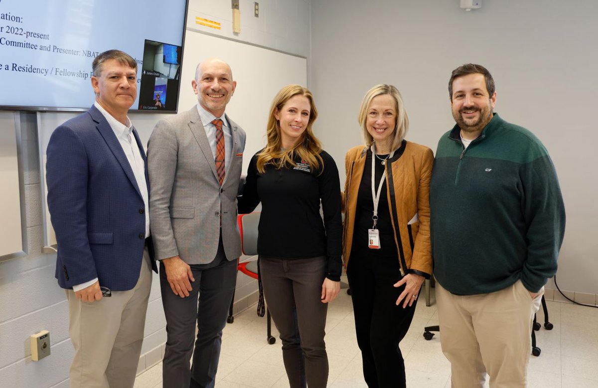 osuhrs's tweet photo. Congrats to Dr. Laura Boucher on being honored today with the Alumni Award for Distinguished Teaching! Her dedication and passion for teaching have truly made a difference for our students. A great way to kick off National Athletic Training Month. Congrats, @lcbouch16! #NATM https://t.co/hBwIqcOGvQ