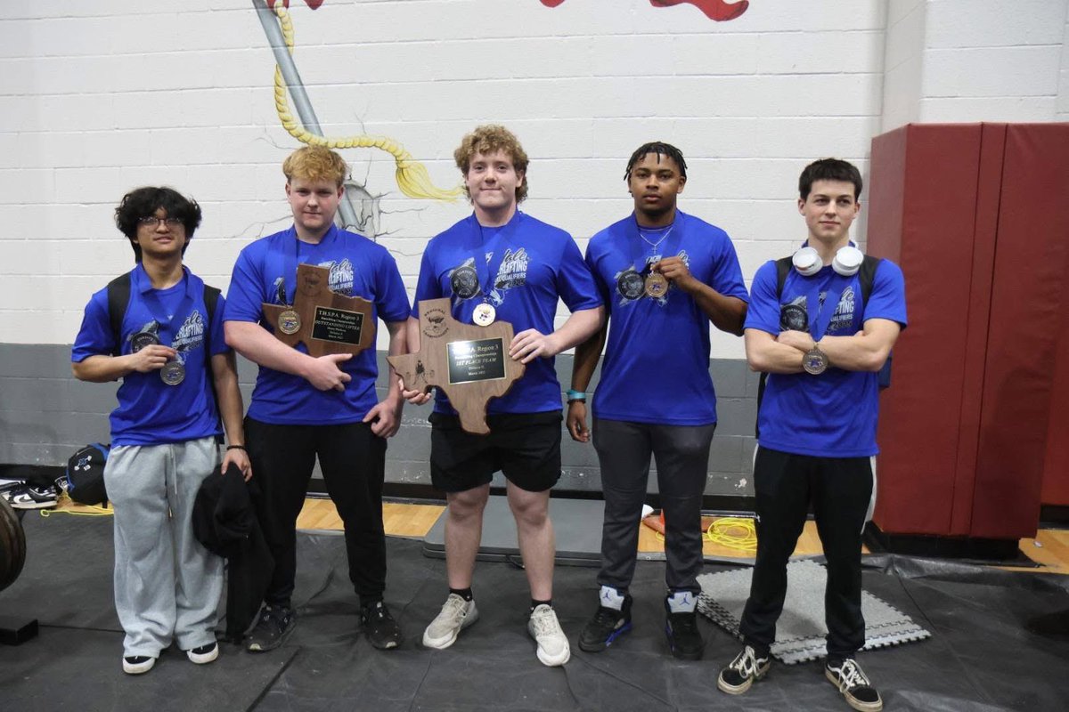 <a href="/LindalePWL/">Lindale Powerlifting</a> Boys are the Region Three CHAMPIONS!!! Proud of these dudes for the way they #COMPETE!

🏆 Regional Championship
🥇 3 Regional Champions
🏅 10 Medalists
🏋️‍♀️5 State Qualifiers
💪🏼1 Regional Record Broken

More information coming soon! <a href="/LindaleISDNews/">Lindale ISD</a> <a href="/LHSEagleEye/">Eagle Eye</a>