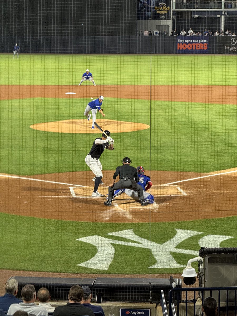 devoegreg's tweet image. 