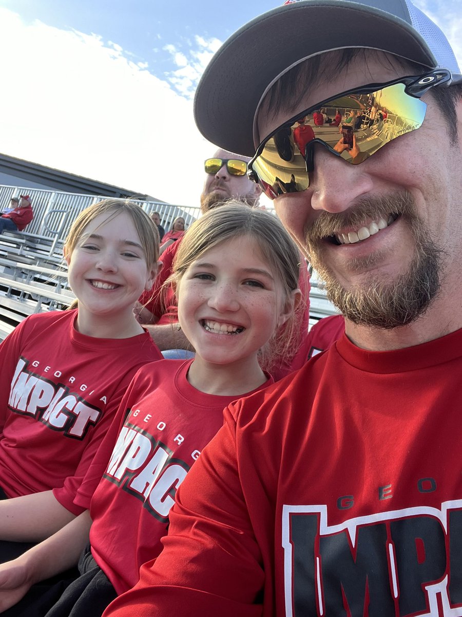 tornadotatum15's tweet photo. Locked in watching @UGASoftball vs @Vol_Softball (SEC Opener) at The Jack!
The vibes are electric!
#TornadoTatum #GAImpactFritsch #makeanimpact #GAImpact #softball #Ocho https://t.co/QZzTef8dZw