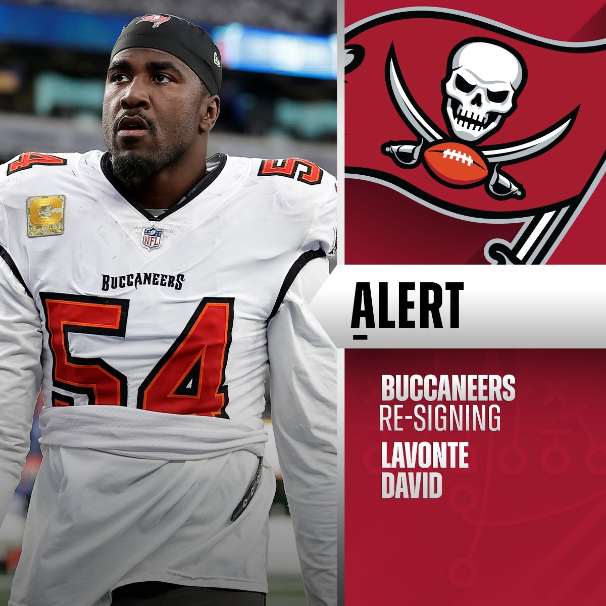 NFL's tweet image. Buccaneers signing LB Lavonte David to 1-year, $10M deal to return for 14th season. (via @Rapsheet)
