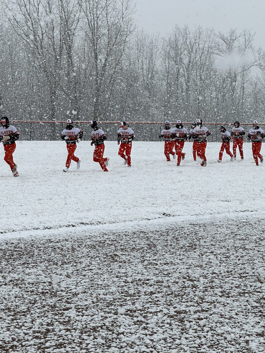 WhoWeBaseball's tweet image. Slow day ❄️ ❄️ ⛄️ ⛄️