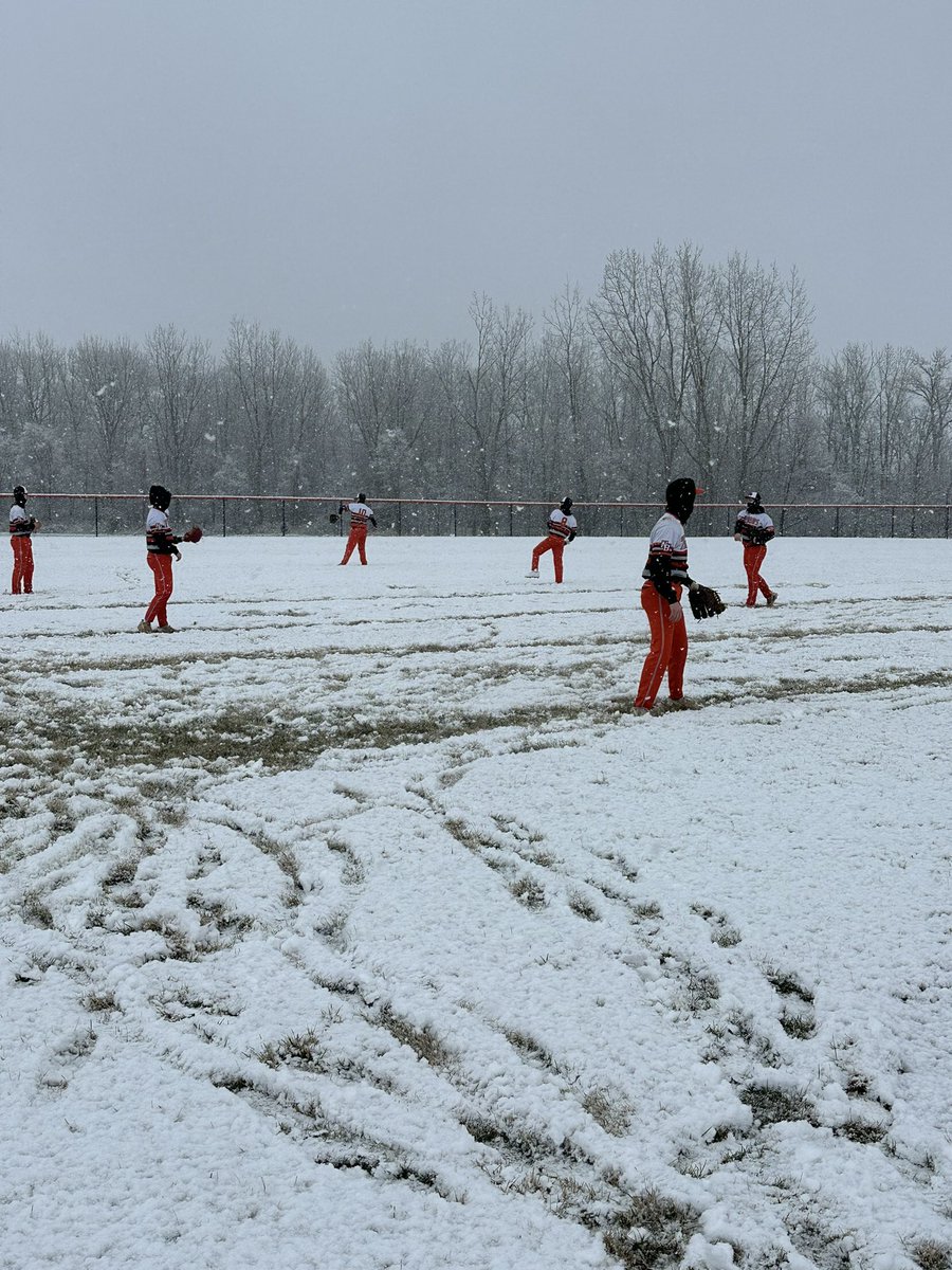 WhoWeBaseball's tweet image. Slow day ❄️ ❄️ ⛄️ ⛄️