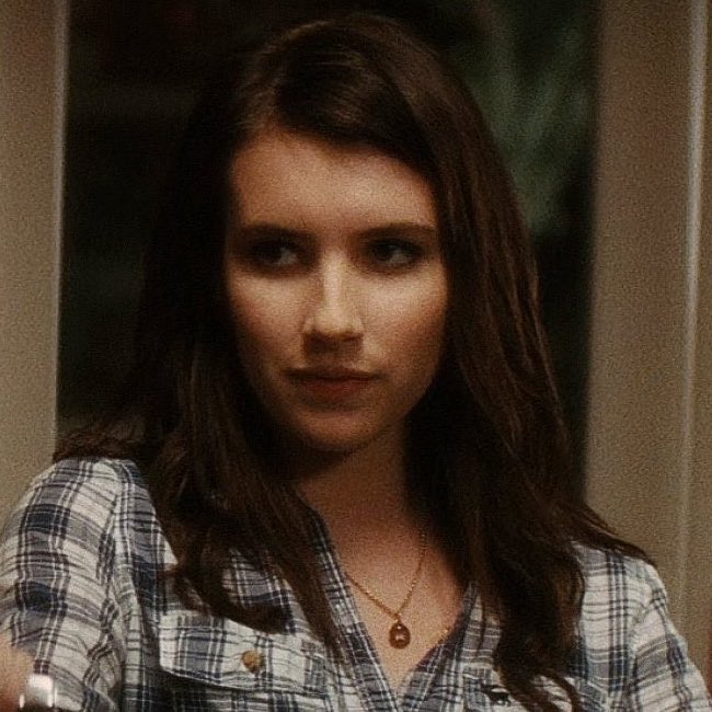 qgscream's tweet photo. ELA VEM! Segundo insider, Emma Roberts deve retornar como Jill Roberts em ‘Pânico 7’, mas em uma rápida aparição. https://t.co/6tBImEGTYT