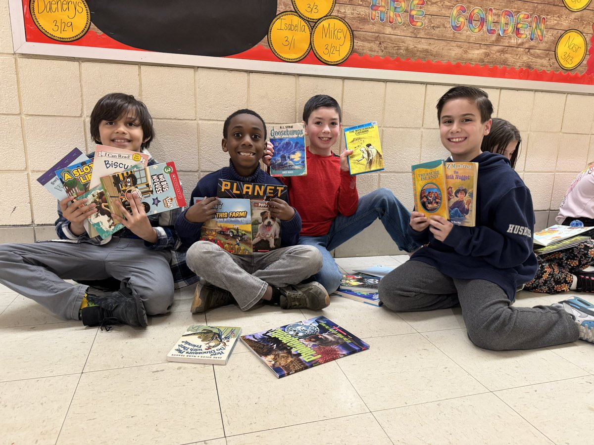 Melissa Manning (@melismanning) on Twitter photo Thank you Sunnyside families! STORM students hosted our first book swap. We collected, counted, and sorted 1270 books! Students enjoyed shopping for books today. Happy reading!! ๐ <a href="/darla_lussier/">Darla Lussier</a> Thank you Sunnyside families! STORM students hosted our first book swap. We collected, counted, and sorted 1270 books! Students enjoyed shopping for books today. Happy reading!! ๐ <a href="/darla_lussier/">Darla Lussier</a>