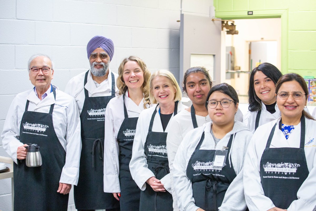Another agreement signed means more kids will see more healthy food at school! Today’s announcement with British Columbia means 90,000 kids will have access to healthy meals at school through the National School Food Program.