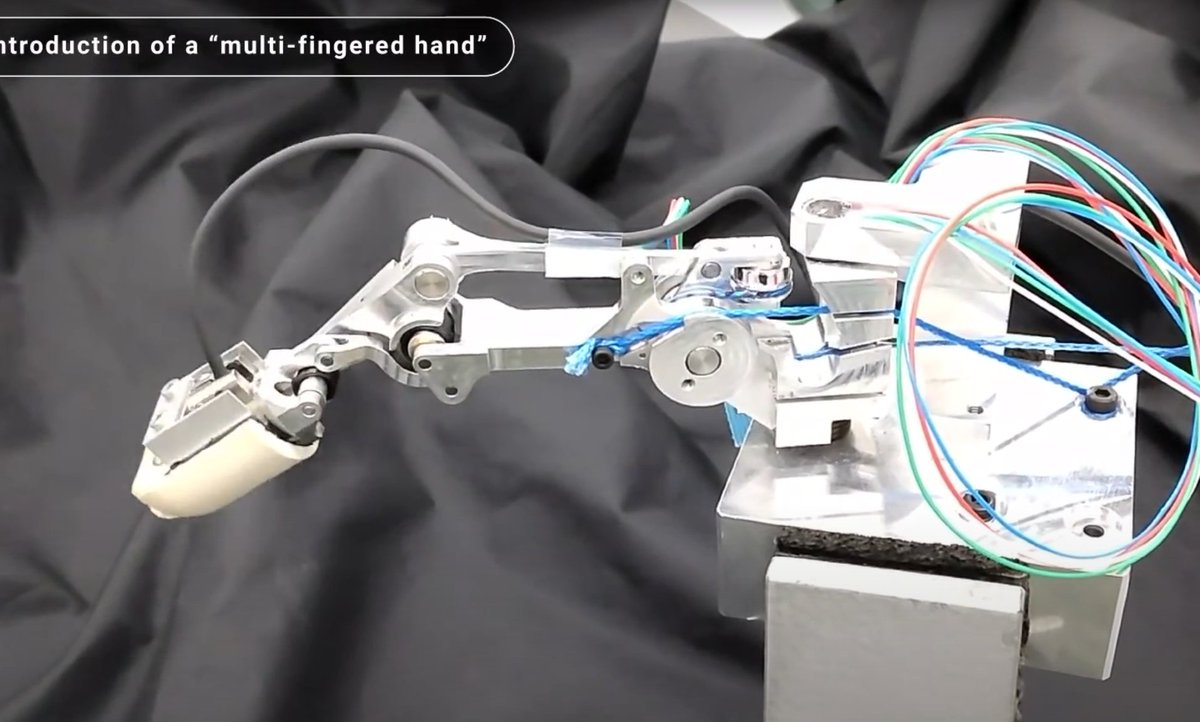 alby13's tweet image. Honda is not down. Honda is not out.
A robot from Honda is inevitable. 

Honda had VR remote controlled, advanced dexterous hands, spatial understanding, and futuristic Medic and Space robot designs 2 years ago.

#HumanoidRobot #Android #AndroidRobot #Robotics #HondaRobot