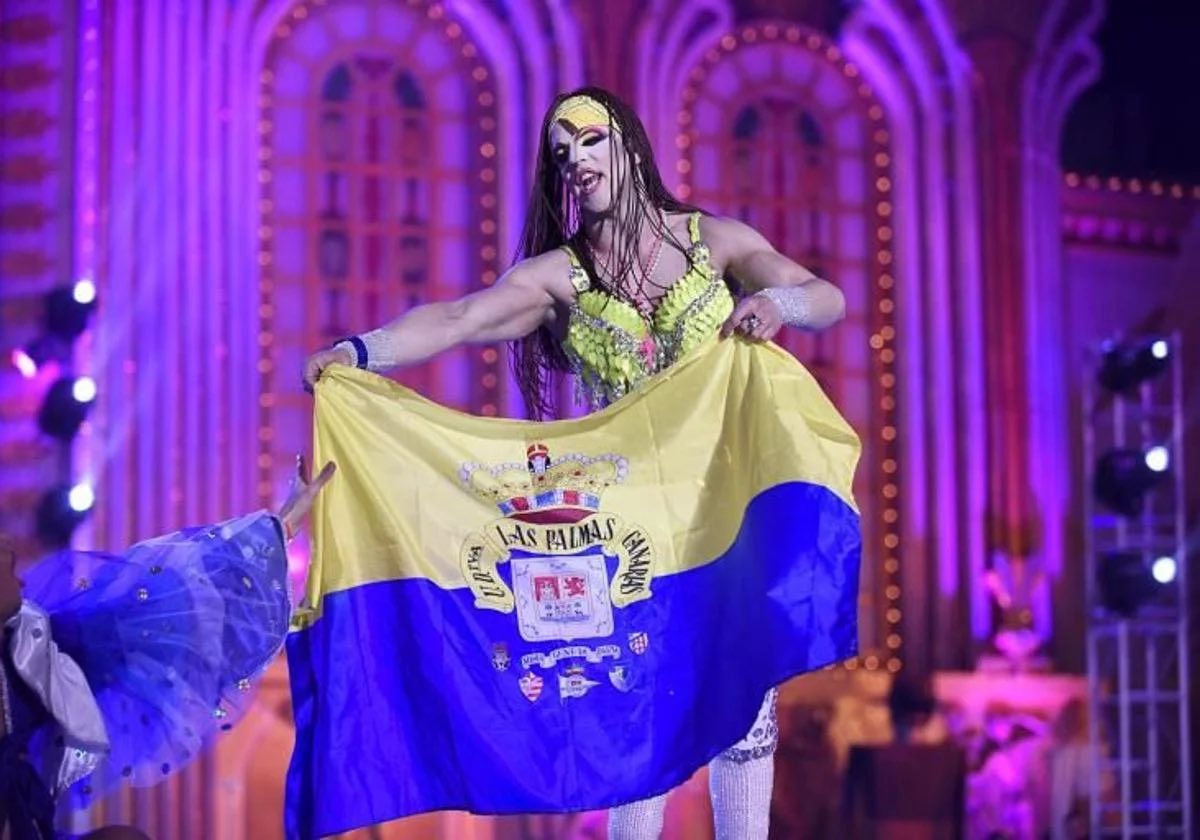AngelFentyNavy's tweet photo. Grimassira Maeva fuiste robada, Gran Canaria siempre estará contigo🇮🇨🩵 #DragQueenLPGC https://t.co/oiZZqMC2nc