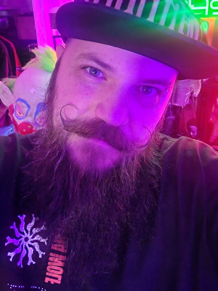 DazeAndDays 😱 | tweet media