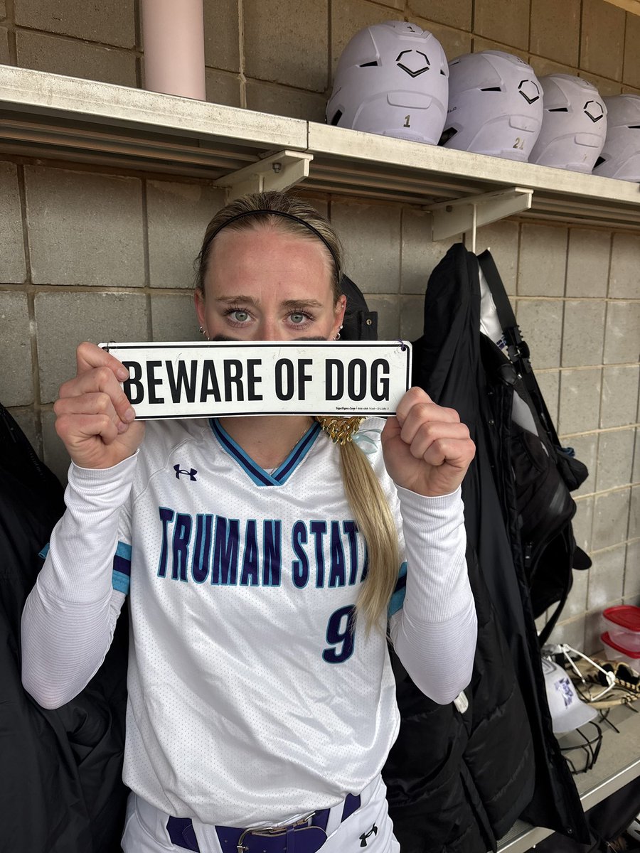 trumanstatesb's tweet photo. BIG BOMBS ONLY 💣💣💣💣 the dogs went OFF today in their sweep against UIS to kick off conference play! 🧹🧹💜🐶 https://t.co/YrLbB3TdMb
