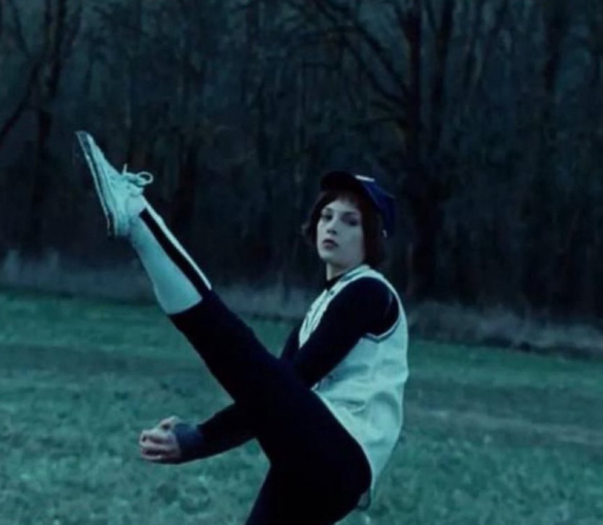 SullenSerf tweet media