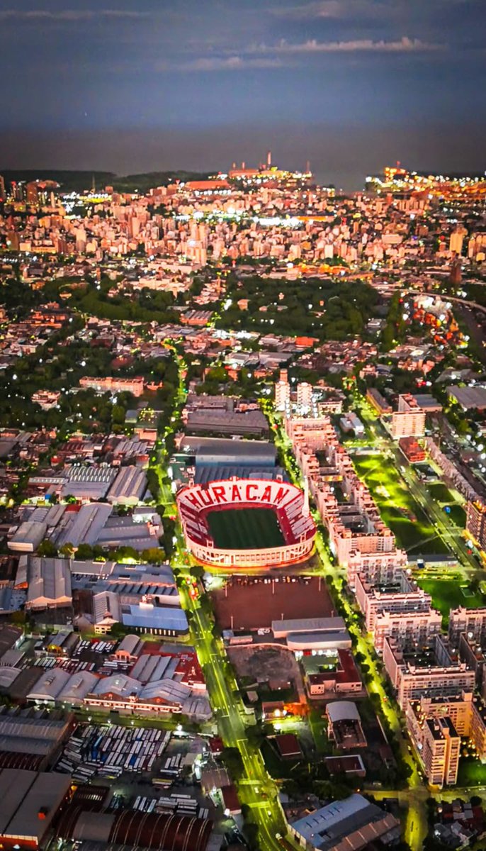 RevoluciQuemera's tweet photo. ¡Que belleza, #Huracán...! https://t.co/jiTBUoRk2o
