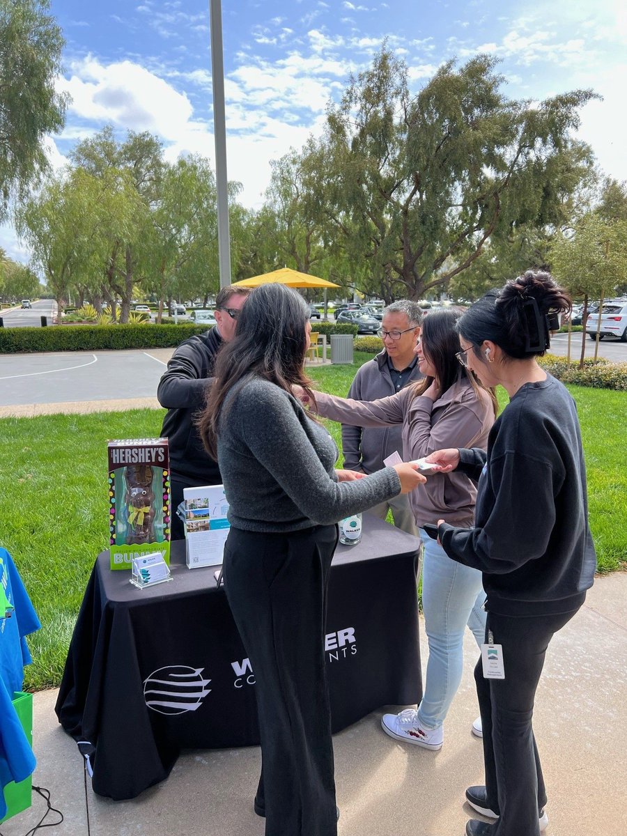 KeystonePacific's tweet photo. A special thanks to our business partners for making Keystones Thursday Meet &amp; Greet a success. Looking forward to many more events like this to continue building our strong partnerships!

#KeystoneTeam #hoamanagement #momentsthatmatter https://t.co/TRTYfWNppu