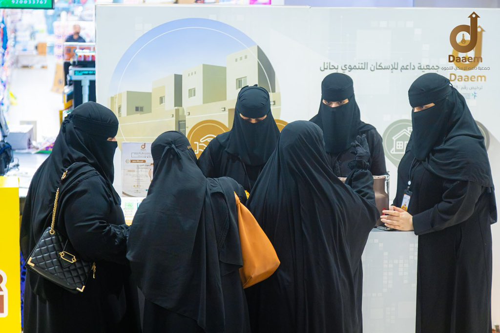 daaemorg's tweet photo. مشاركة فريق #داعم في نقل رسالة الجمعية وبرامجها اليوم كنا بضيافة #لولو_هايبر_ماركت كل الشكر لهم في إتاحة الفرصة لنقل رسالتنا السامية للمجتمع https://t.co/xs5N3XS8AT