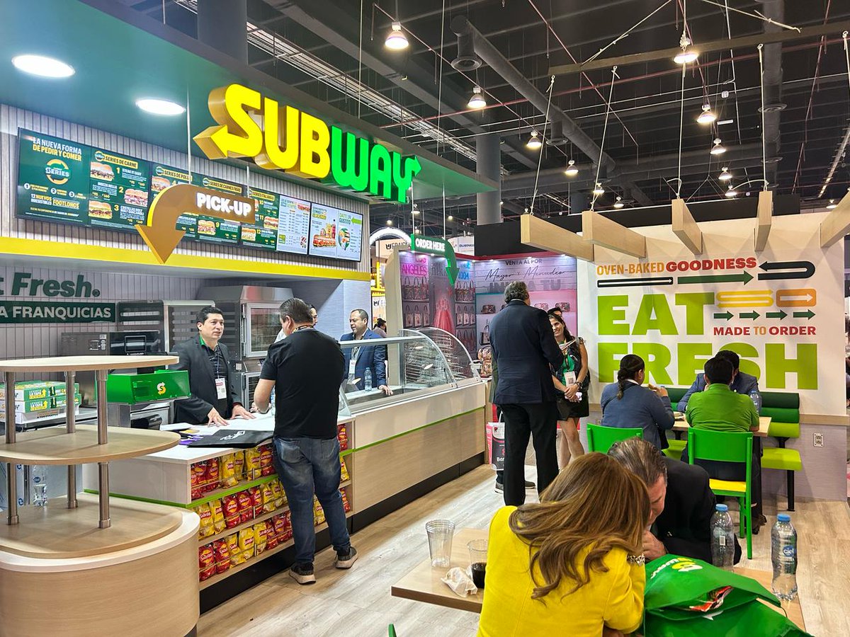 FeriaAlimentec's tweet photo. 🚀 Alimentec impulsa el crecimiento de las franquicias en alimentos y bebidas. Desde la FIF México, ampliamos el Pabellón de Franquicias para conectar con marcas que buscan expandirse en LATAM.

#Alimentec #Franquicias #AlimentosYBebidas #Expansión #Koelnmesse https://t.co/4qgtrl54zJ