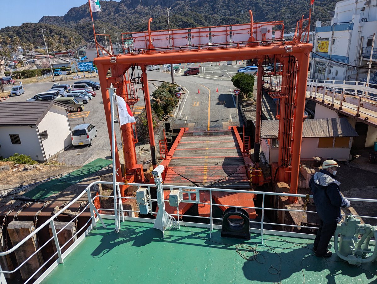 DukeKawamoto's tweet photo. KLX230Sの慣らしを兼ねて、東京湾1周して来ました。
自宅から久里浜、🛳️東京湾フェリーに乗り、千葉県金谷から自宅へ…
全て下道でしたので大変でした😭
おかげで、慣らし終了✨
#東京湾フェリー https://t.co/NY5dXwNbIy