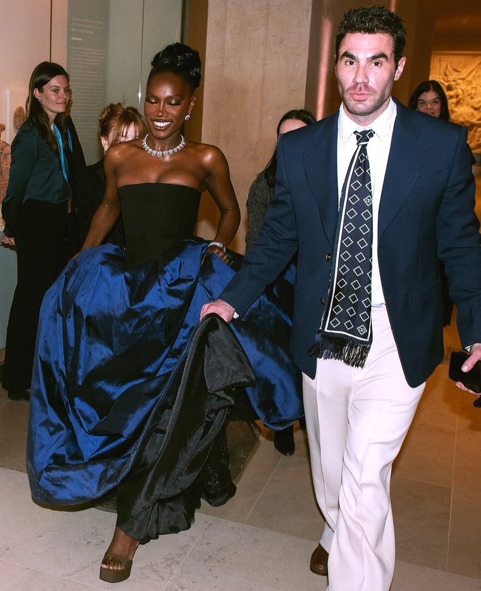 her stylist is cool af too