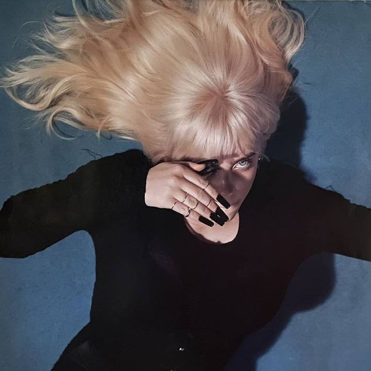 BUT
IT'S
OKAY
TO
CRY 
AND 
IT'S
ALRIGHT
TO
FOLD
BUT
YOU
ARE
NOT
ALONE
YOU
ARE
NOT
UNKNOWN