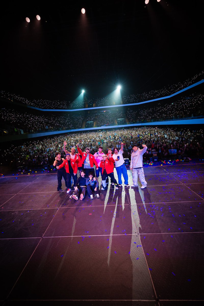 fedevigevani's tweet photo. 8 movistar arenas SOLD OUT!
gracias argentina 🇦🇷 https://t.co/7qkUTogqEN