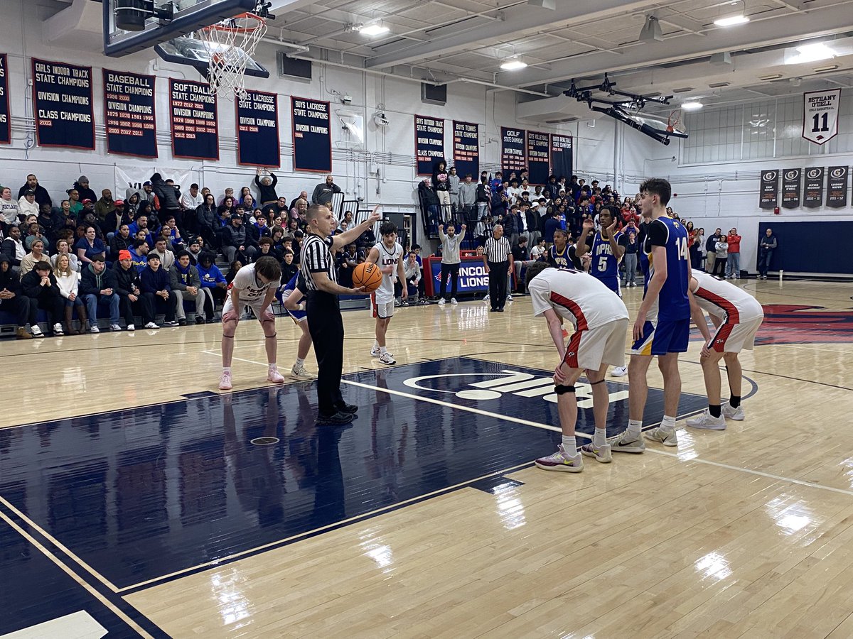 Lincoln Athletics (@lhsri_athletics) on Twitter photo Picozzi catches fire, O’Hagan comes up huge down low and Pagios, Cote, Gugel, and Boudjouk help lead the Lions to a huge 4th Quarter comeback and a 59-50 win to advance to the Elite 8. <a href="/LHSRI/">Lincoln High School</a> Picozzi catches fire, O’Hagan comes up huge down low and Pagios, Cote, Gugel, and Boudjouk help lead the Lions to a huge 4th Quarter comeback and a 59-50 win to advance to the Elite 8. <a href="/LHSRI/">Lincoln High School</a>