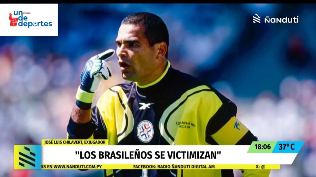 chiquiAquiles's tweet image. Habló @JoseLChilavert_ en #Ñanduti #LaGranJugada y mencionó:

"Yo jugué en Argentina y me decían "paraguayo muerto de hambre", jugué en España y me decían Indio, venís a robarnos acá en España, en Francia lo mismo, o sea lo que pasa que los brasileños se victimizan".