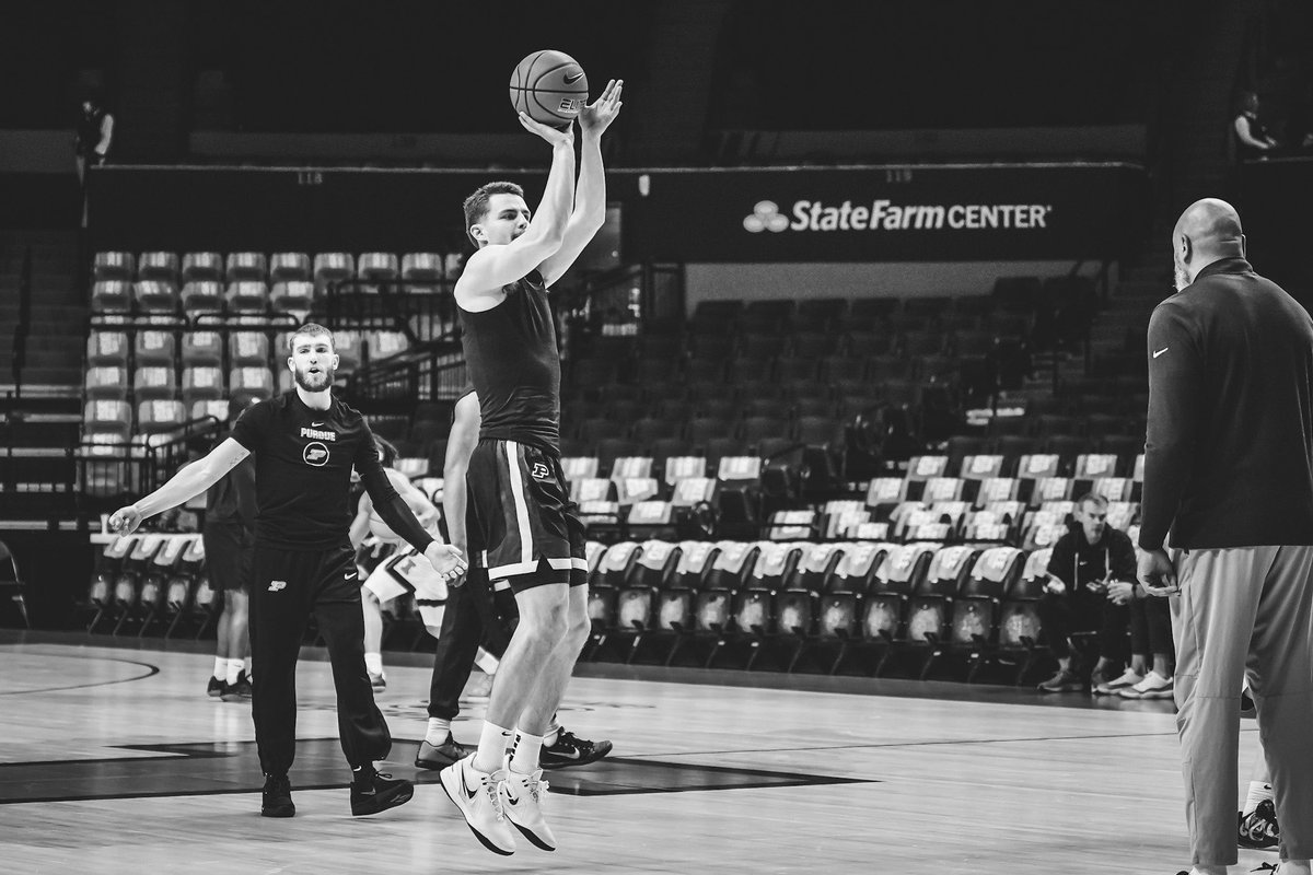 3️⃣0️⃣ Minutes Til Tip #RoadWarriors

📸: <a href="/snapsbyme/">Mark Elsner Photos</a>