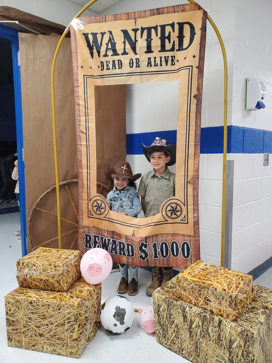 SMorales_Res's tweet photo. WANTED: The Cutest Cowboys &amp; Cowgirls CRIME: Too much boot-scootin’ fun at Robert Rojas! #WesternDay 🐮👢 #TeamSISD @SocorroISD @jim_vasquez20 @SISD_ES @Vvillanueva_RES @1red02 @LCastillo_RES @CGonzalez_4SISD @JaimePinkynm https://t.co/PYwer6KNwF