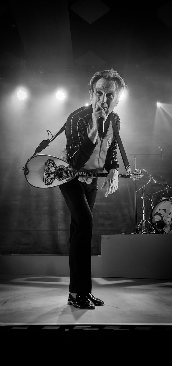 confused_ramsy's tweet photo. seeing @Franz_Ferdinand at Barrowland ballroom is officially the most glaswegian thing one could ever do 🩶 https://t.co/YYfUfO6vCr