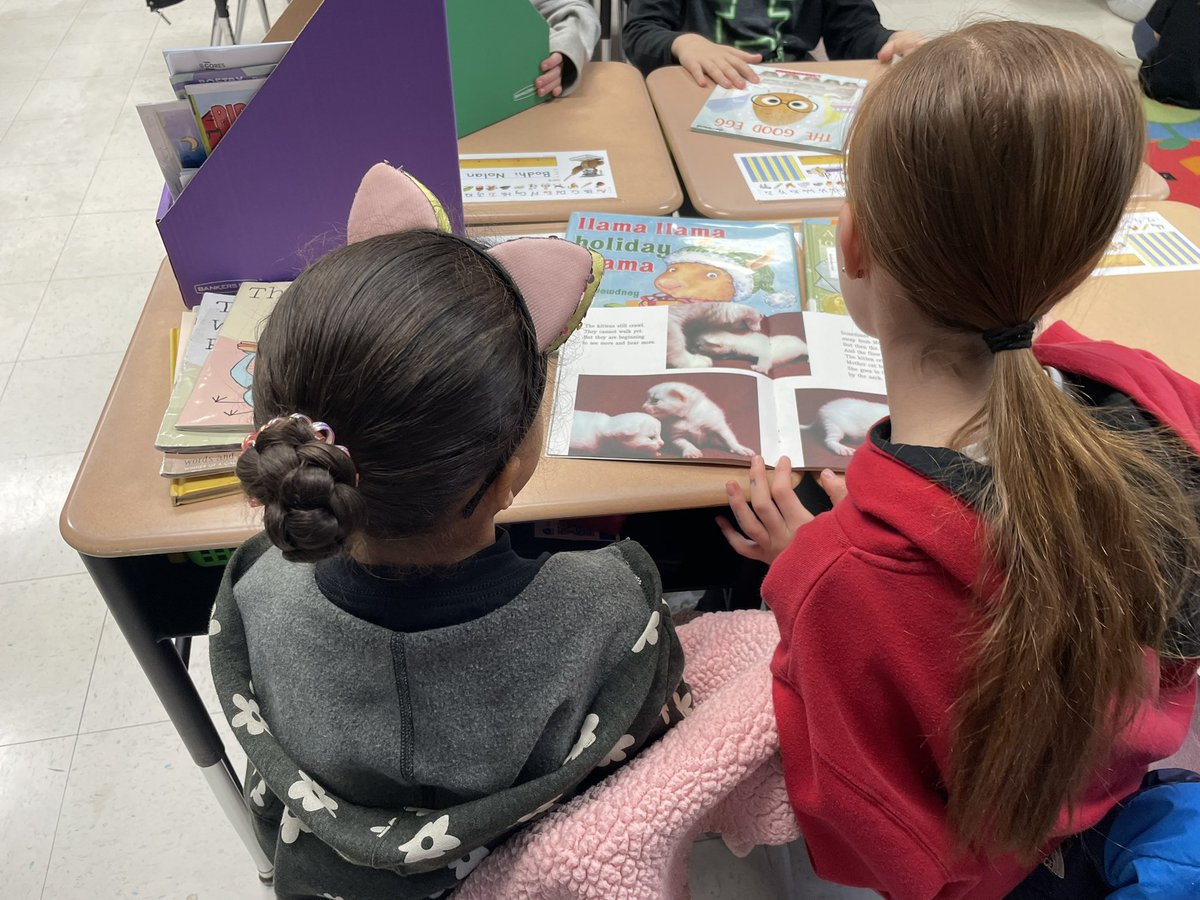 We are so fortunate to have the BEST buddies! We ended our week reading with the 5th graders! <a href="/Mrs_Virtucio/">Christina Virtucio</a> #beartavernpride