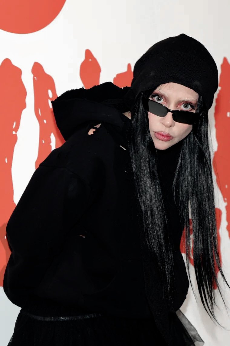 MXSSGERMANOTTA's tweet photo. ⠀ᅠㅤㅤ 
⠀ᅠ⠀
ᅠ ⠀

         ❝ I'm the 𝐏𝐄𝐑𝐅𝐄𝐂𝐓 𝐂𝐄𝐋𝐄𝐁𝐑𝐈𝐓𝐘. 
             #LGMAYHEM https://t.co/ixdmIn1FOs