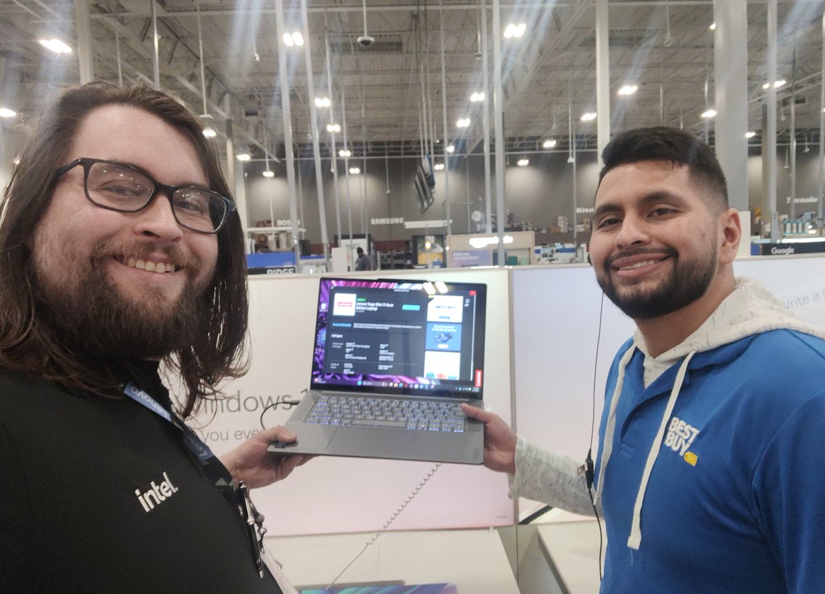 JohnLenovoThink's tweet photo. What a week going over the amazing deals we have with AMD and training on the amazing Lenovo yoga 7i Intel aura laptops we have #WeAreLenovo #premiumstars https://t.co/2SJS1WNuC2