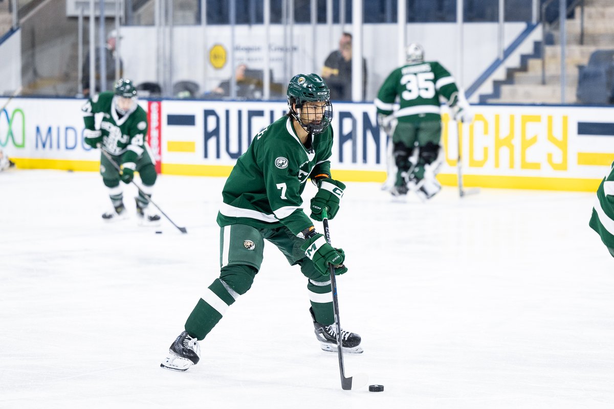 BSUBeaversMHKY's tweet photo. Warmups are done and we're ready for game one of the #MasonCup Playoffs!

📸 @brentcizekphoto 

#GoBeavers #BeaverTerritory https://t.co/okoz6h1eiK