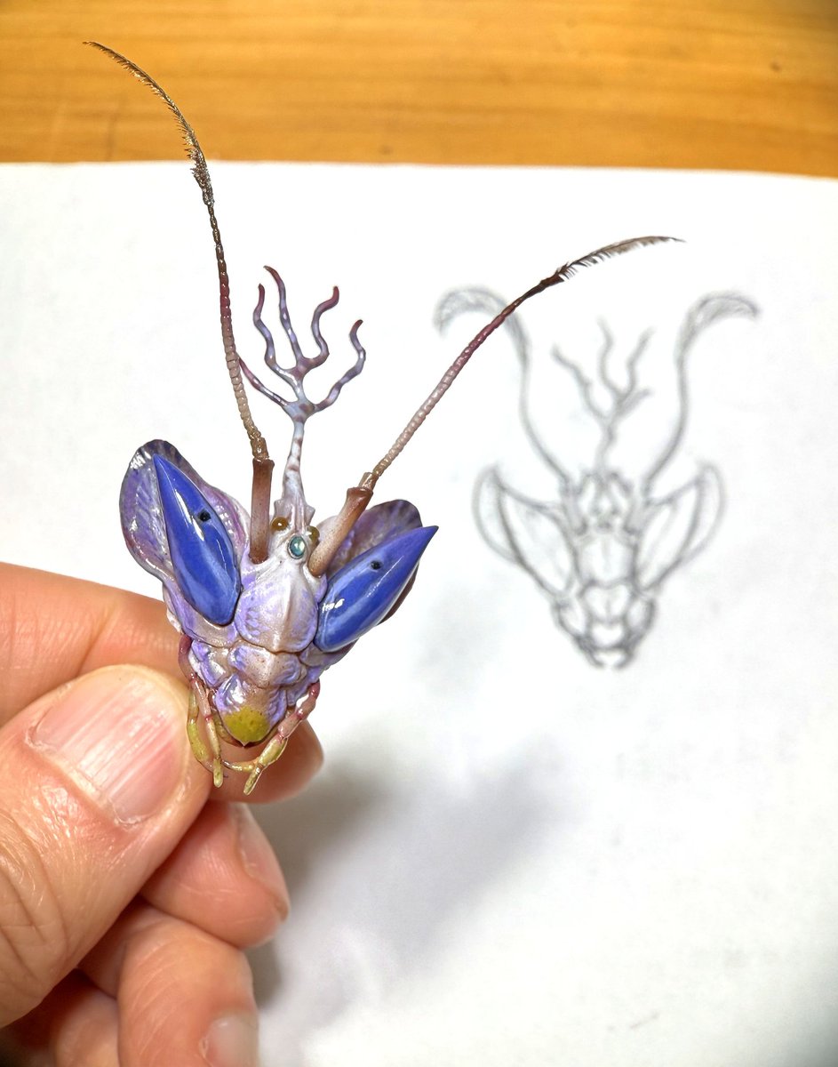 aways_somewhere's tweet image. Voronoid vol.2 start
Yas Udagawa (craft factory Shovel Head) and me will do a head of insect,then change each other to finish the rest part.
Coincidentally,we all choose the mantis without prior communication!
The works will be post in Summer WF2025 site in Tokyo.