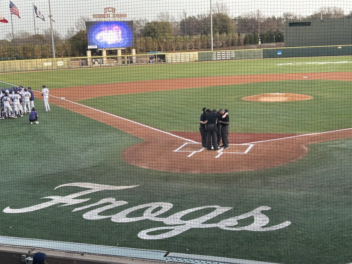Paul Loeffler (@p356loeffler) on Twitter photo 1st trip to Fort Worth for <a href="/FresnoStateBSB/">Diamond 'Dogs</a> since 2001 & 1st time ever at Lupton Stadium. Great college ⚾️ atmosphere!
📻 foxsportsradio1340.iheart.com 1st trip to Fort Worth for <a href="/FresnoStateBSB/">Diamond 'Dogs</a> since 2001 & 1st time ever at Lupton Stadium. Great college ⚾️ atmosphere!
📻 foxsportsradio1340.iheart.com